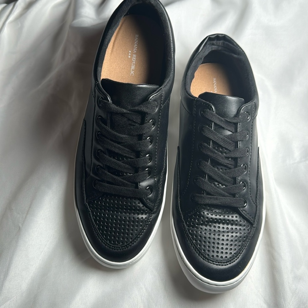 Banana Republic Perforated Sneaker Black